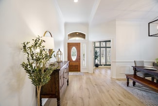 1676 Glenlivet Dr, Dallas, TX 75218