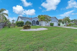 832 Birdie Way, Apollo Beach, FL 33572
