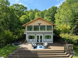 284 Devils Fork Rd, Marietta, SC 29661