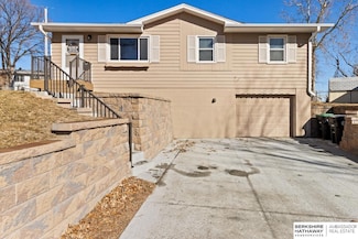 12126 Orchard Ave, Omaha, NE 68137