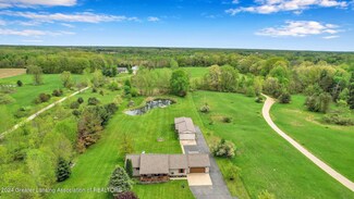 1660 Waverly Rd, Holt, MI 48842