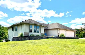 404 215th Ln NE, Cedar, MN 55011