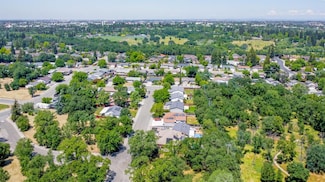 1215 Meadow Ln, Roseville, CA 95661