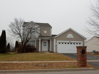 1404 N Elmwood Dr, Aurora, IL 60506