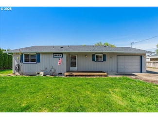 718 N Molalla Ave, Molalla, OR 97038