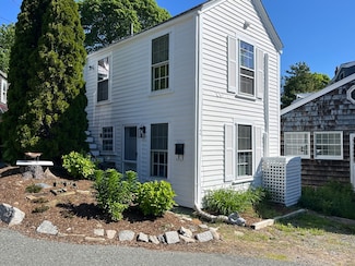 2 Highland St Unit 1, Rockport, MA 01966
