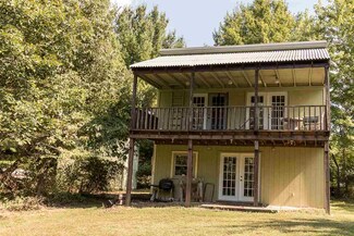 6024 W Little Patoka Rd, Taswell, IN 47175