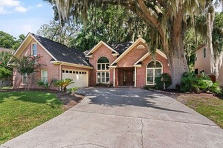 217 W Commons Dr, Saint Simons Island, GA 31522