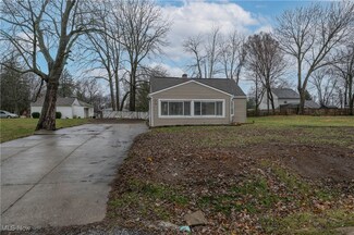 316 W Ingleside Dr, Akron, OH 44319