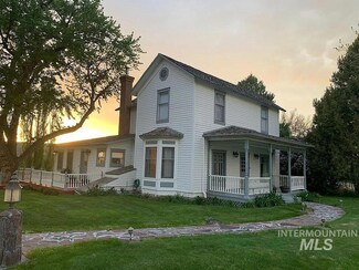 17985 Highway 30 Unit U, Hagerman, ID 83332