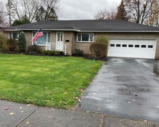 12 Harding Ave, Lockport, NY 14094