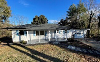 1737 Blue Ridge Dr, Blue Ridge, GA 30513