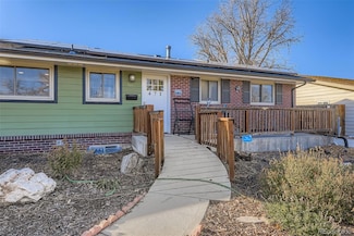 471 Iola St, Aurora, CO 80010