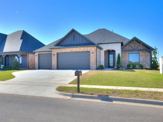 5704 E 126th St S, Bixby, OK 74008