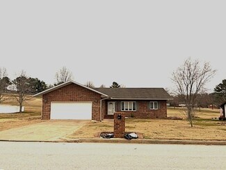 406 Pebble Beach Dr, Harrison, AR 72601