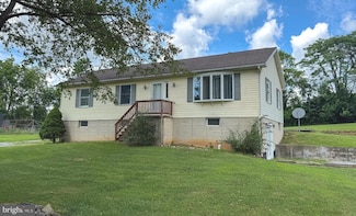 68 Marcum Ln, Harpers Ferry, WV 25425