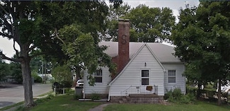 203 N East St, Olney, IL 62450