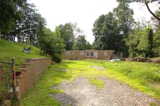 3 Drizzle Dr, Leicester, NC 28748