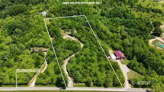 64115 Woodgeard Rd, McArthur, OH 45651