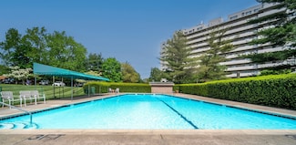 3200 Park Ave Unit 9D2, Bridgeport, CT 06604