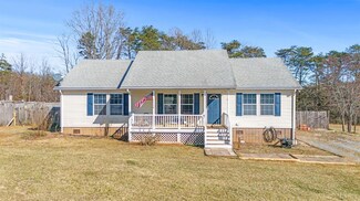 110 Chase Hill Ln, Evington, VA 24550