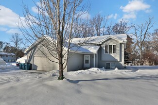 714 3rd St SE, Forest Lake, MN 55025