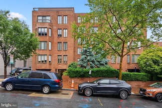1045 31st St NW Unit 302, Washington, DC 20007