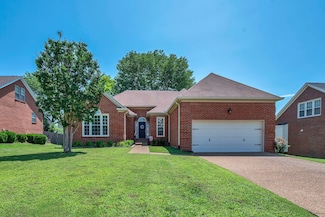 110 Stonehollow Way, Hendersonville, TN 37075