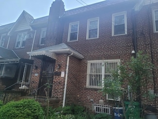 8280 161st St, Jamaica, NY 11432