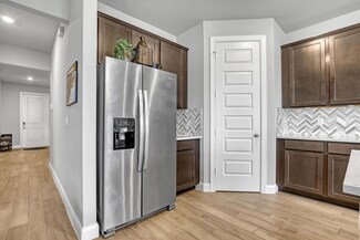 6504 NW Cloverdale Ave, Port Saint Lucie, FL 34987