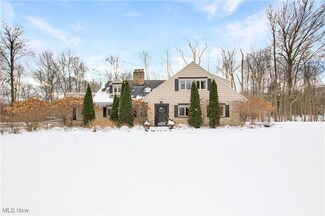 34700 Jackson Rd, Chagrin Falls, OH 44022