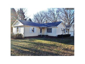 130 S Plum St, Gnadenhutten, OH 44629
