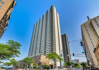 6033 N Sheridan Rd Unit 11L, Chicago, IL 60660