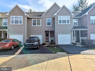 54 Piccadilly Cir, Doylestown, PA 18901