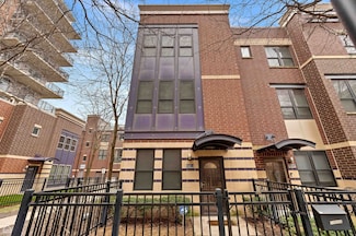 1151 N Hudson Ave Unit 1, Chicago, IL 60610