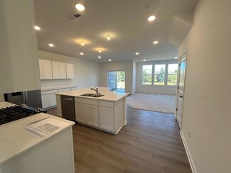 17909 Giants Way, Lakeville, MN 55044