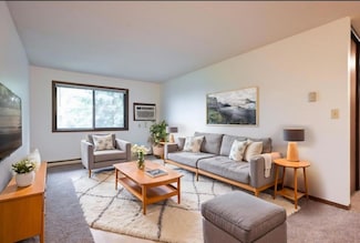 221 Grand Ave W Unit 314, South Saint Paul, MN 55075