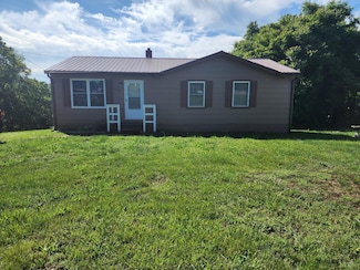 709 11th St, Altavista, VA 24517