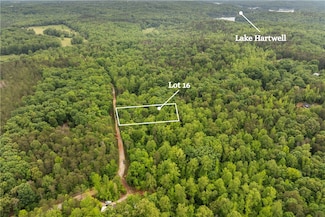 128 Sweetbriar Trail, Westminster, SC 29693