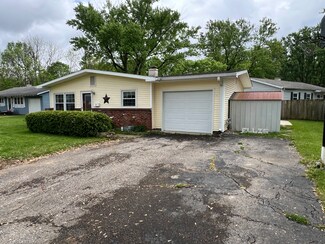 732 Crescent Ct, Greencastle, IN 46135