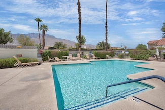 505 S Farrell Dr Unit D24, Palm Springs, CA 92264