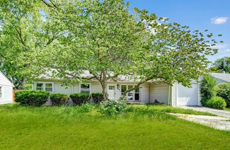 138 Marquette St, Park Forest, IL 60466
