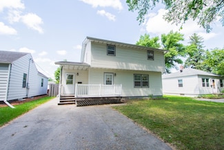 1618 10th St N, Fargo, ND 58102
