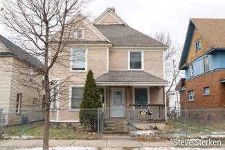 883 Caulfield Ave SW, Grand Rapids, MI 49503