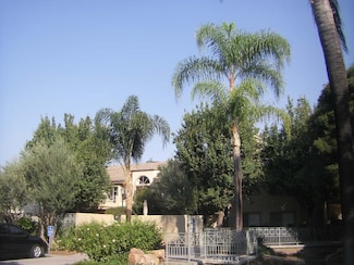 23839 Del Monte Dr Unit 89, Valencia, CA 91355