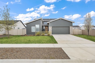 17406 N Flicker Ave, Nampa, ID 83687