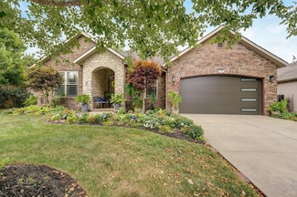 766 S Hackberry Ave, Nixa, MO 65714
