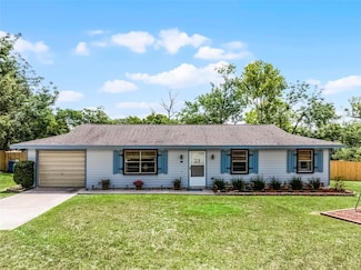 235 Rockmoore Ct, Deland, FL 32720