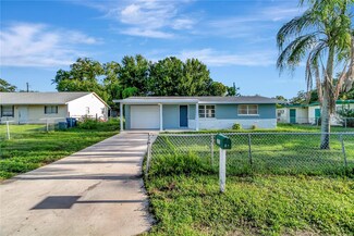 919 32nd Ave E, Bradenton, FL 34208