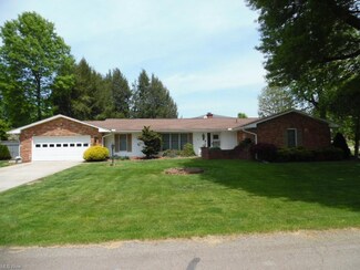 102 Lynn Ave, Marietta, OH 45750